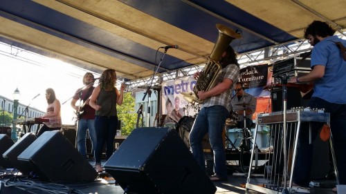 Teagan and the Tweeds winning over the crowd from the Clinton Square stage at the 2015 Taste of Syracuse Festival 