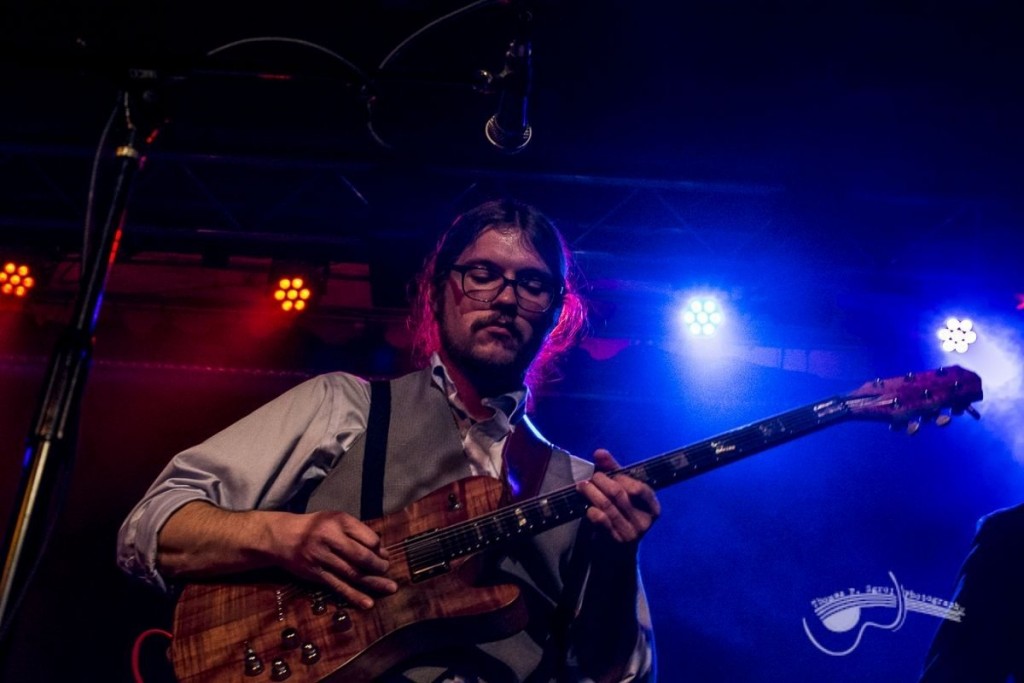 Flow CD RELEASE -10