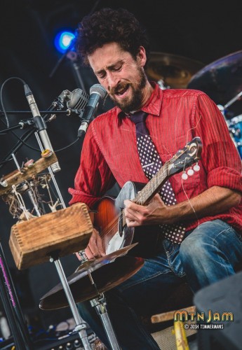 20160603_MountainJam_TheSuitcaseJunket_Performance_Timmermans_0039