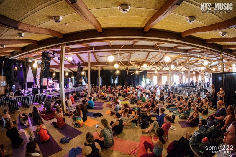 S Malinski - Micheal Franti yoga - Mountain Jam 2016