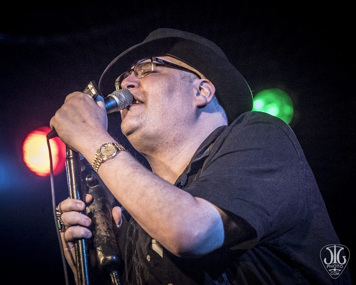 blues traveler