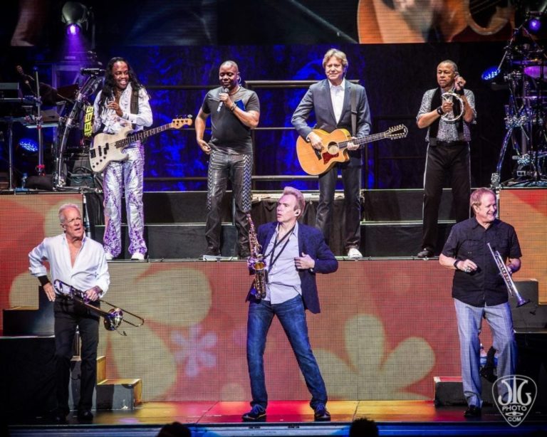 chicago earth wind fire