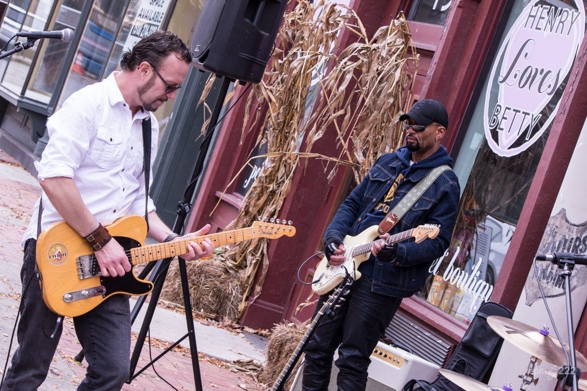 Joe Duraes and the Skills - Beat Shop (1)