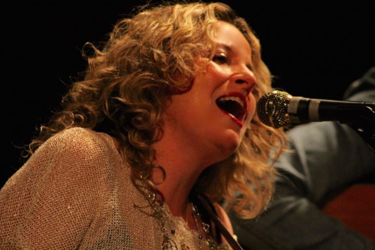 Amy Helm Cindy Cashdollar