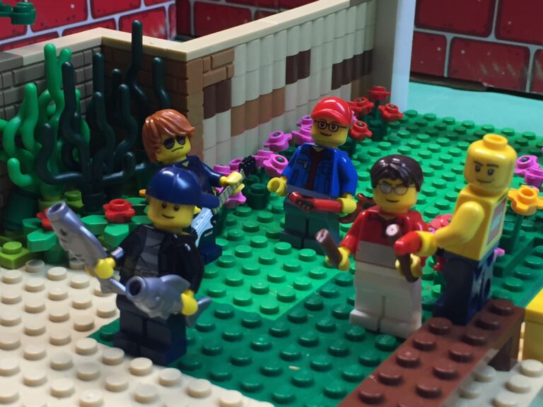 moe lego