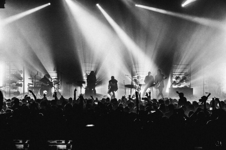 Nine Inch Nails Performing